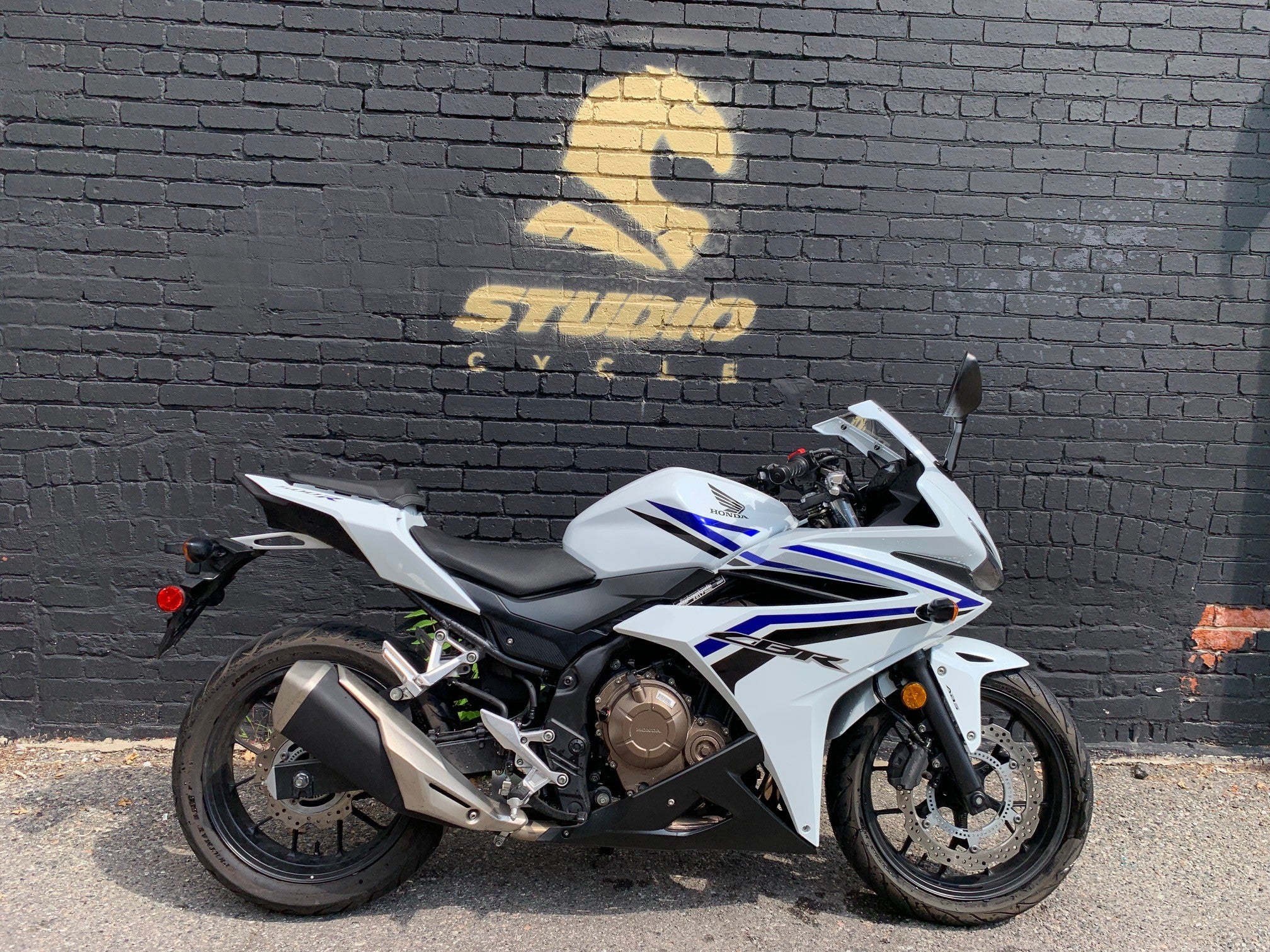 2017 Honda CBR500 ABS - Pearl White - Studio Cycle