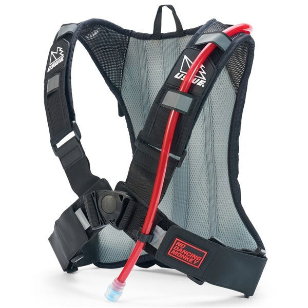 USWE Outlander 2L Hydration Pack - Black