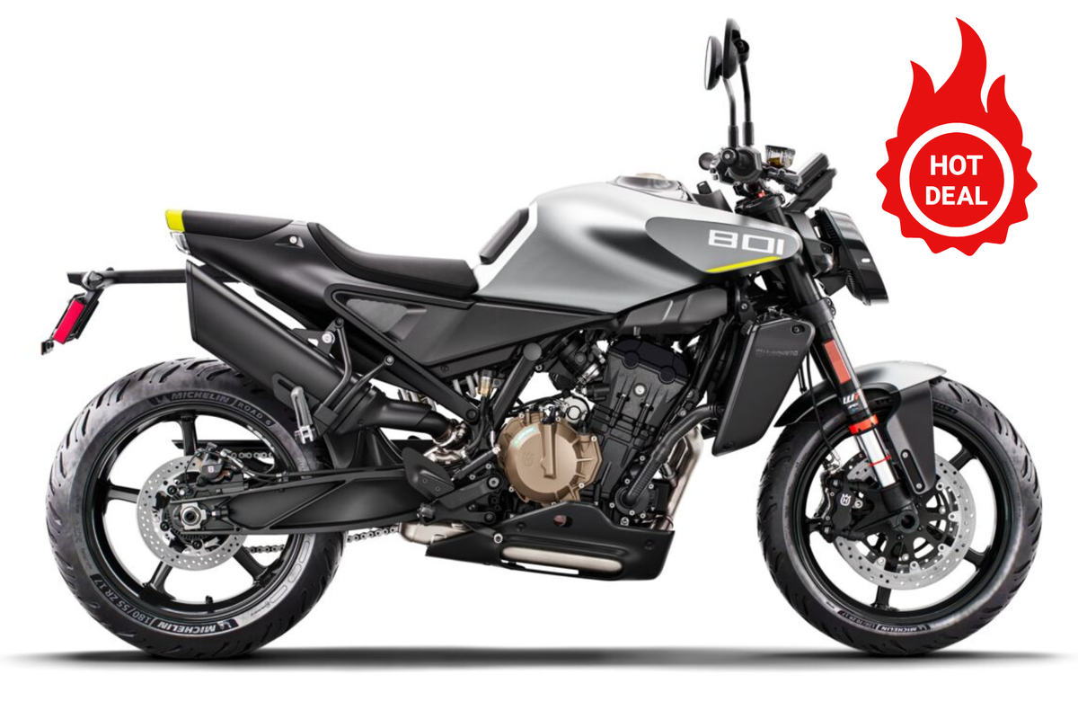 2025 Husqvarna Vitpilen 801 Silver - IN STOCK - Studio Cycle