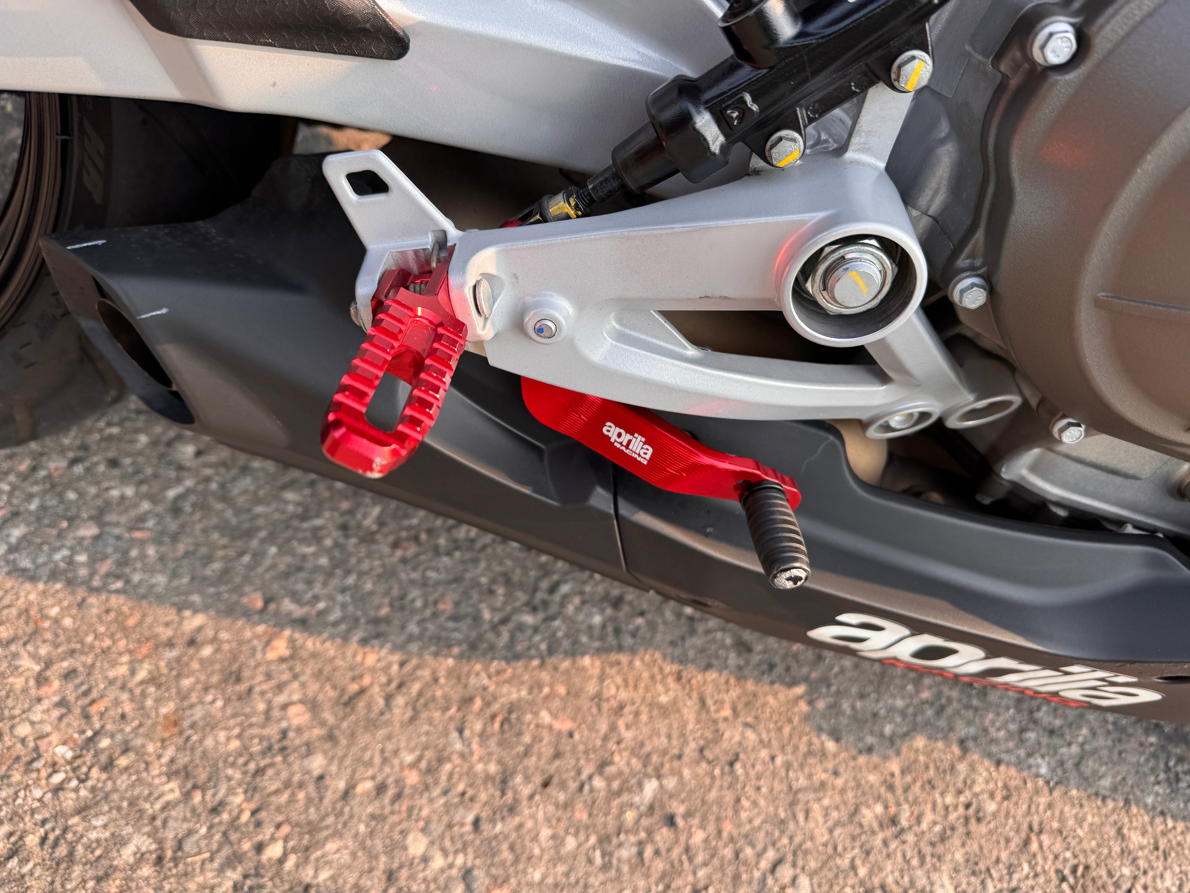 2025 Aprilia RS 457 - Racing Stripes - Studio Cycle