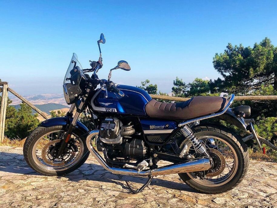 Mistral Short Exhausts - Polished Finish - Moto Guzzi V7 850 E5