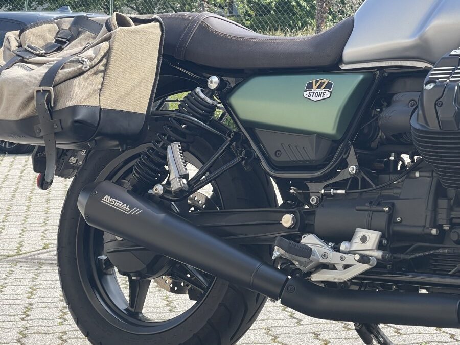 Mistral Short Exhausts - Matte Black Finish - Moto Guzzi V7 850 E5 - Studio Cycle