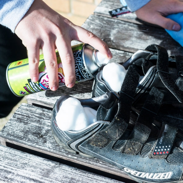 Muc-Off Helmet & Visor Foam Cleaner - Studio Cycle
